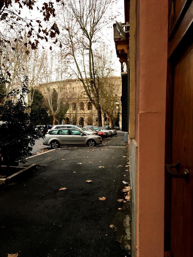 Dolce Casa Colosseo Рим Екстериор снимка