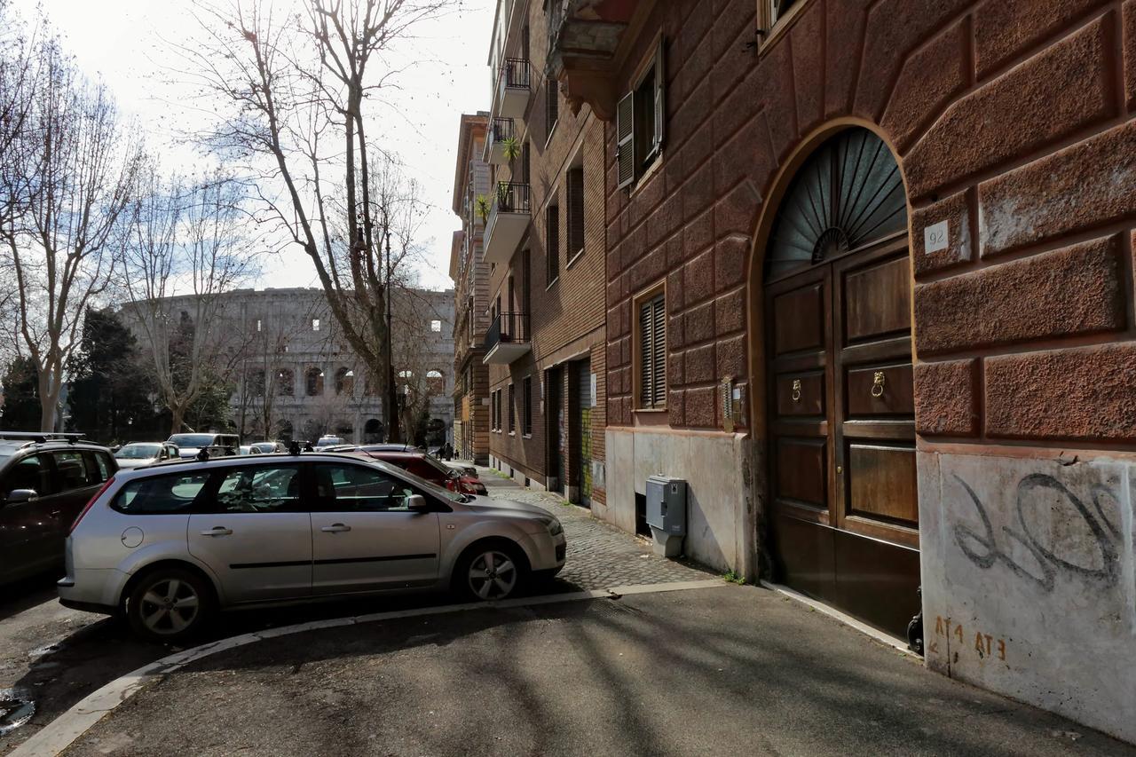 Dolce Casa Colosseo Рим Екстериор снимка