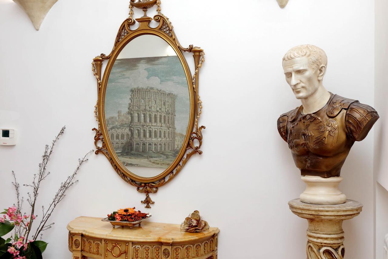 Dolce Casa Colosseo Рим Екстериор снимка