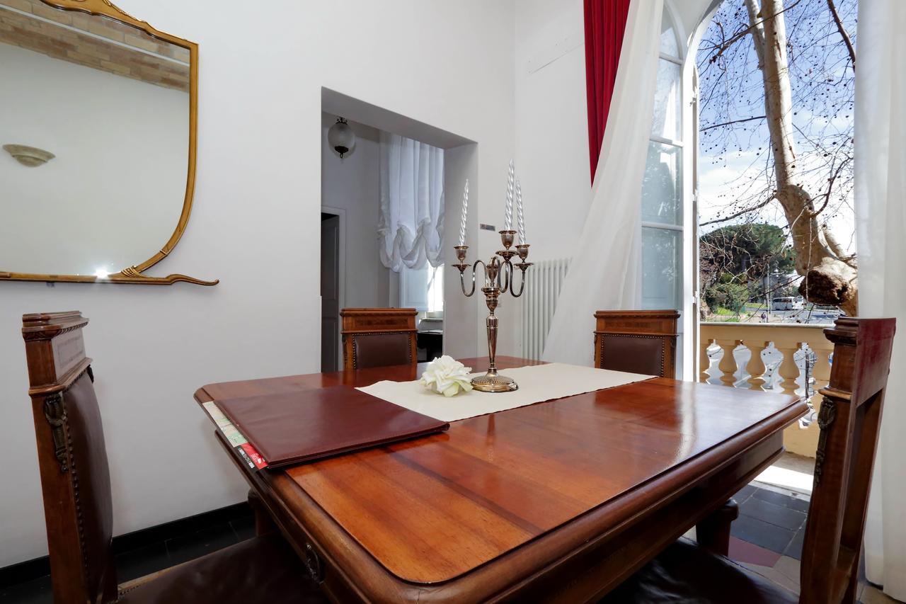 Dolce Casa Colosseo Рим Екстериор снимка