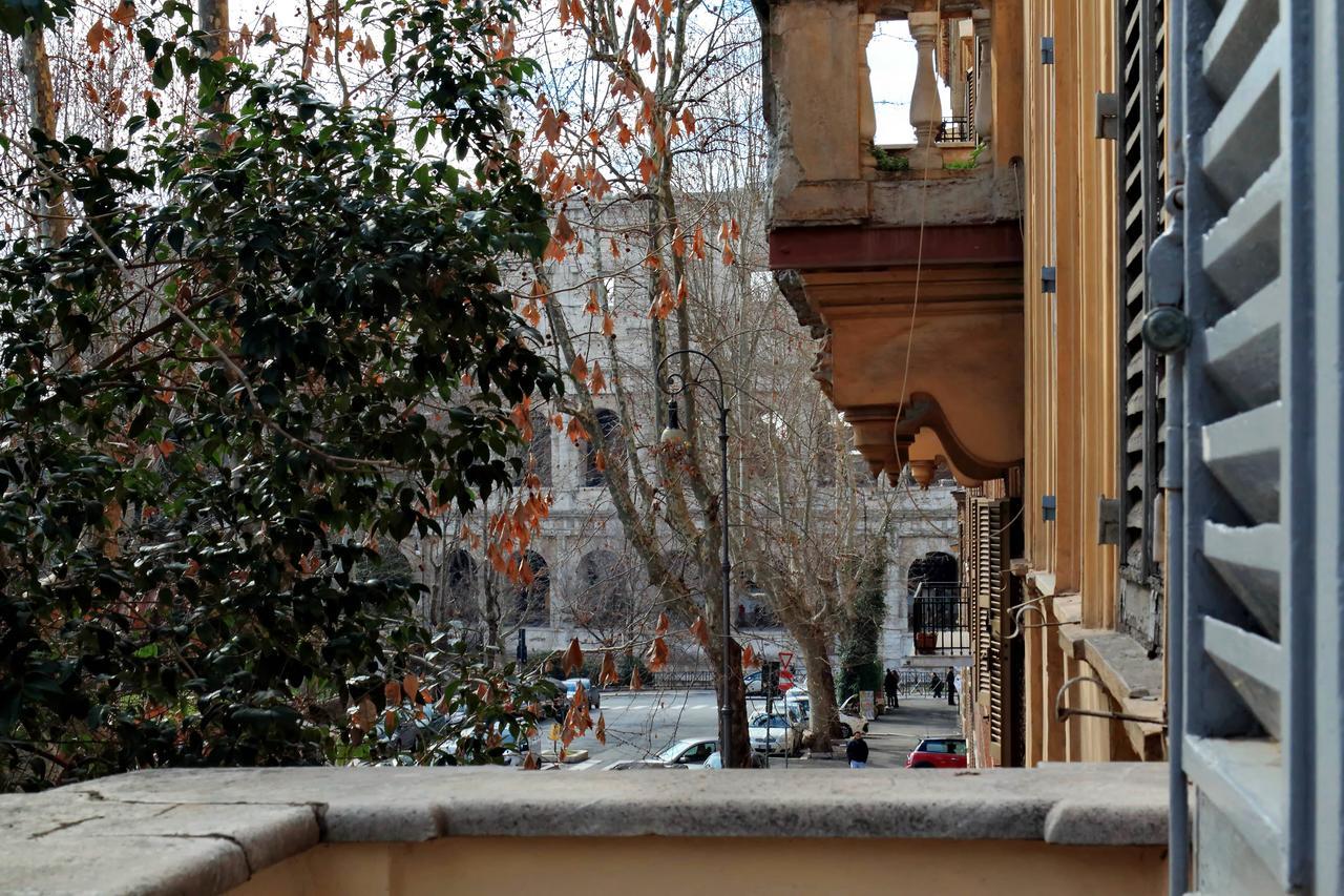 Dolce Casa Colosseo Рим Екстериор снимка